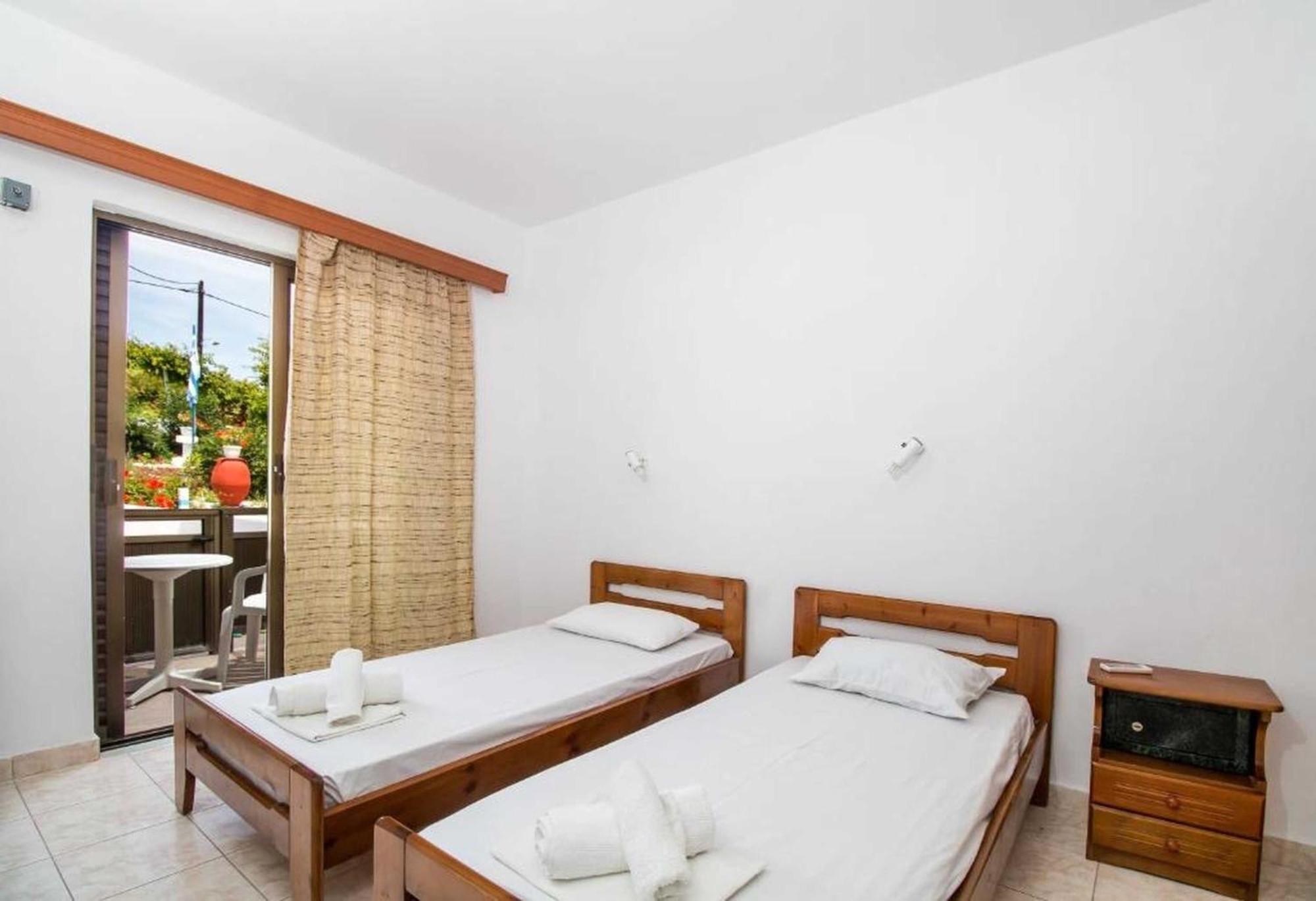 Nikos Bnb Faliraki Eksteriør billede