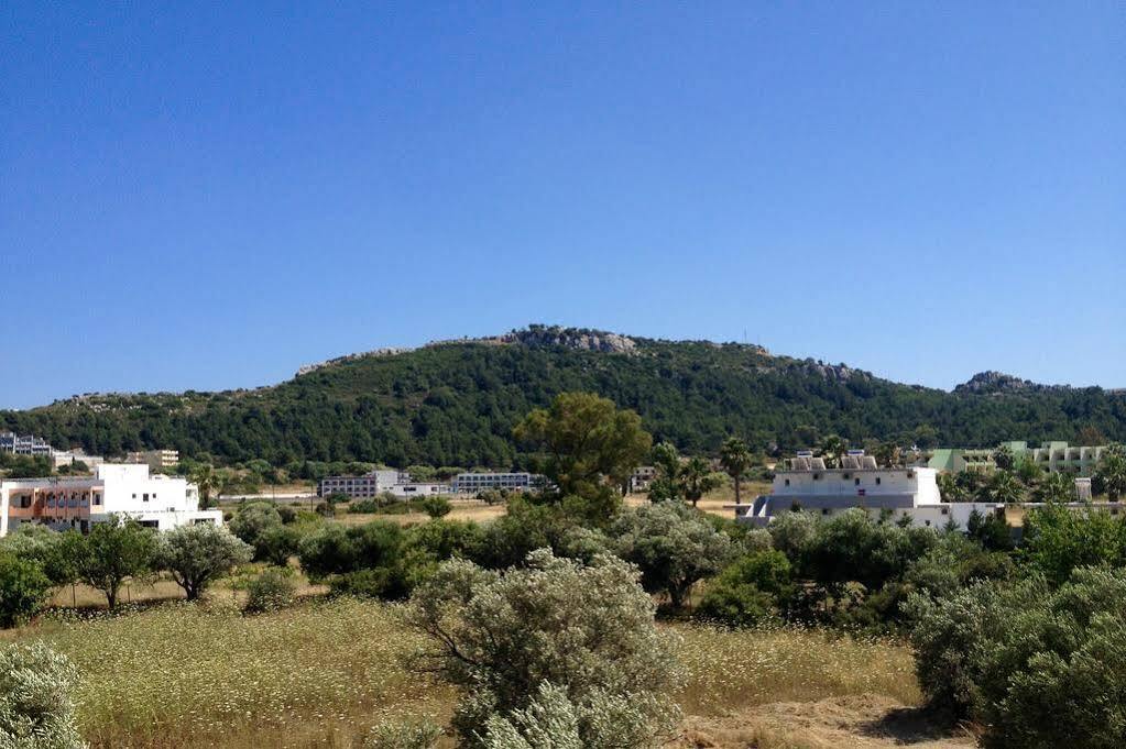 Nikos Bnb Faliraki Eksteriør billede